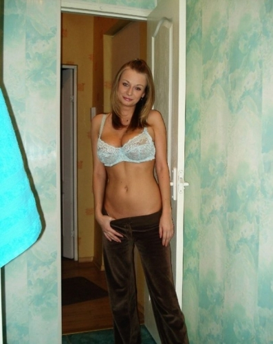 Лена - Путана Санкт-Петербурга, размер груди 3, метро Рыбацкое